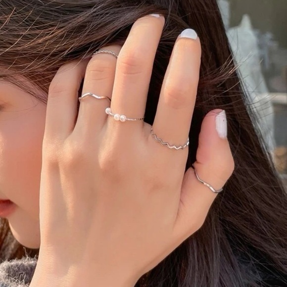 5 pcs Faux Pearl Textured Ring Set Silver Plated - Picture 8 of 13